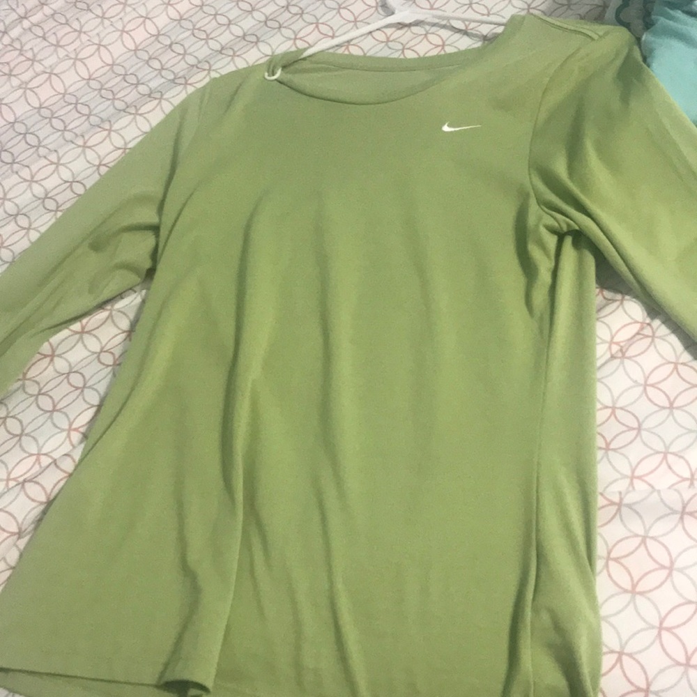 Nike t shirt